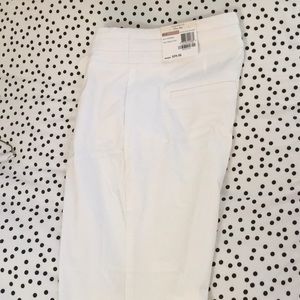 NWT!! Charter Club white capris!